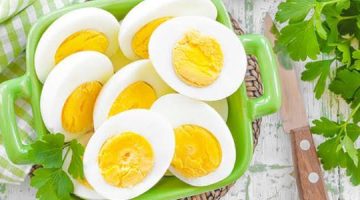 《محدش هيقولك عليها تاني》…الطريقة الصحية لسلق البيض للحصول على أكبر قيمة غذائية منه!
