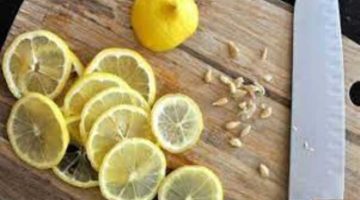 «ضاع عمرنا واحنا منعرفش » … بذور الليمون تصنع المعجزات بداخل جسدك عند تناولها بدون قصد…6 فوائد لتناول بذور الليمون