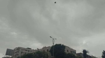 عاجل | غيوم تكسو القاهرة والجيزة وأمطار وسيول وطقس مضطرب (صور)
