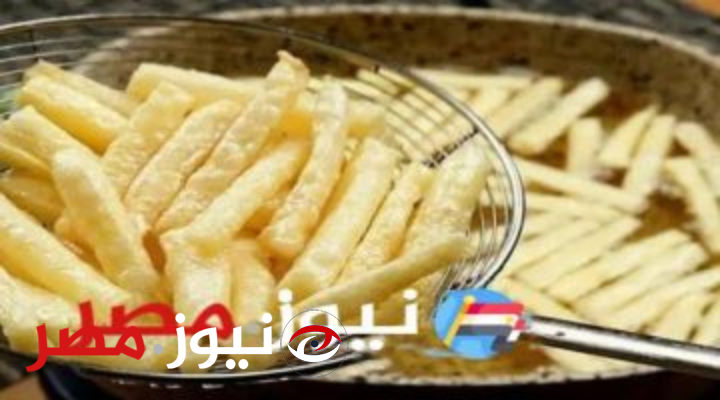 بطريقة أشهر المحلات!! .. طريقة قلي البطاطس في المنزل بدون زيت مش هتبطلي تعمليها بالطريقة دي!!