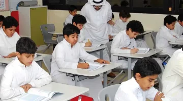 فرصة العمر.. وظائف خالية للمعلمين في الكويت بـ 420 دينار بتقديم إلكتروني